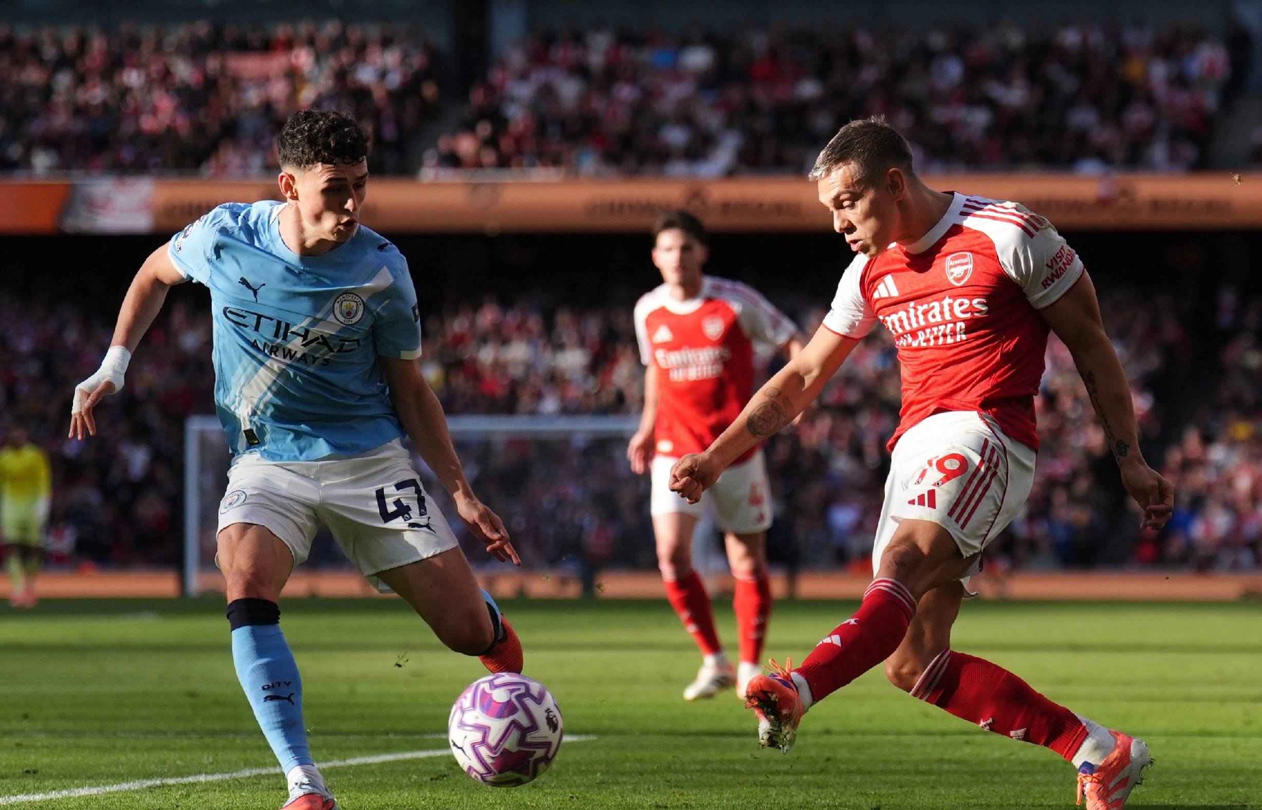 每体：巴萨认为加维的伤与23年那次没关系，将严格按计划康复（每体：巴萨称加维此次伤势与23年无关，康复将按计划严格推进）