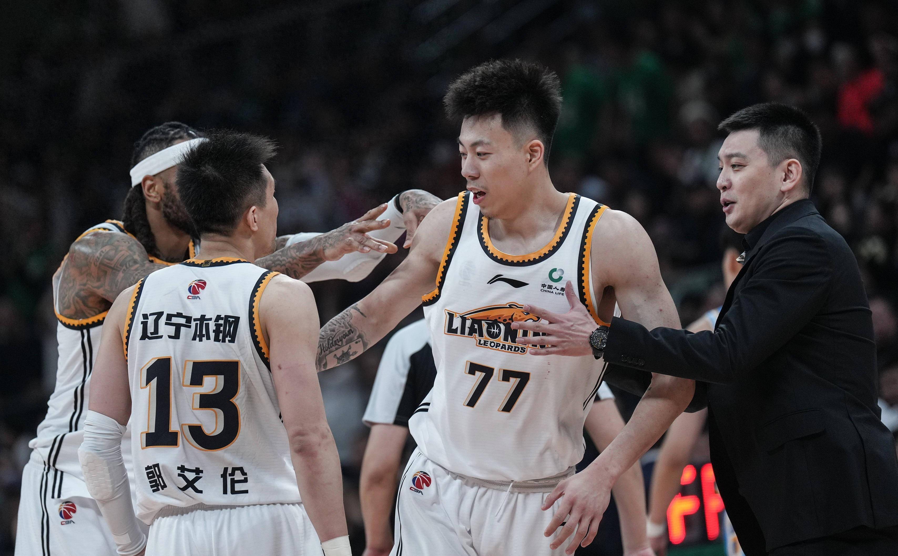 NBA：湖人加时险胜掘金 詹姆斯砍下40分（NBA：湖人加时力克掘金，詹姆斯轰下40分）