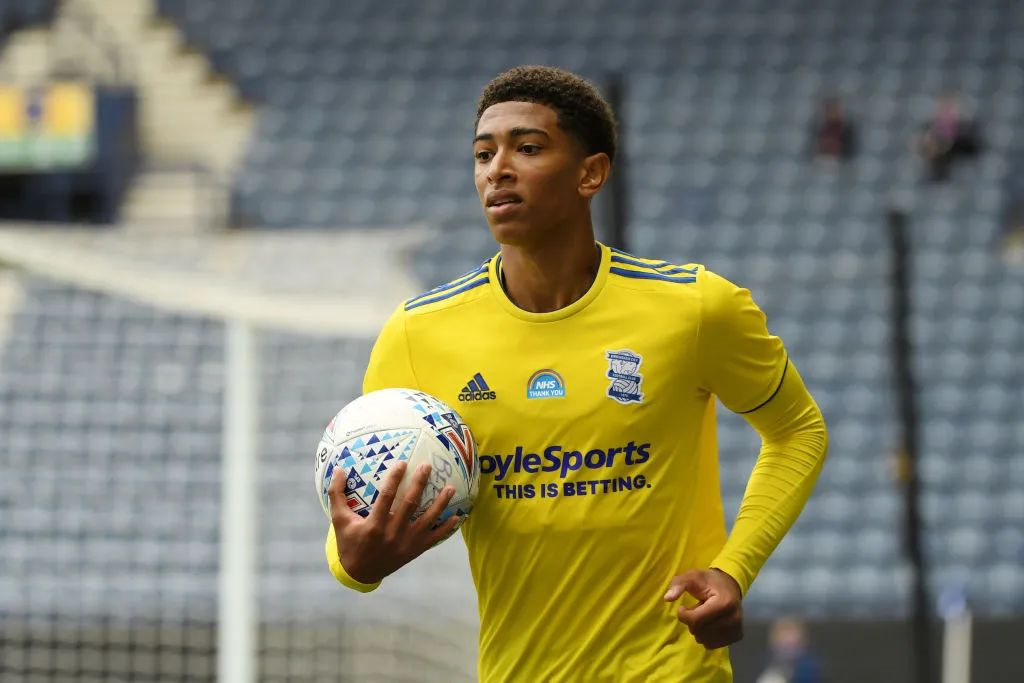 全晋旴评选出的最难缠的后卫TOP3。第3名-韩国...（全晋旴盘点最难对付的后卫TOP3：第3名-韩国...）