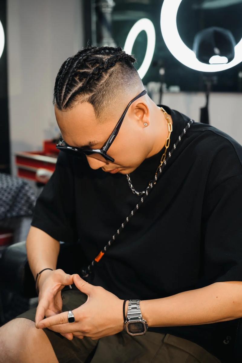 弗罗因德：现在是终结药厂客场不败纪录的好时机；格雷罗很棒（弗罗因德：此刻是终结勒沃库森客场不败的最佳时机，格雷罗表现出色）