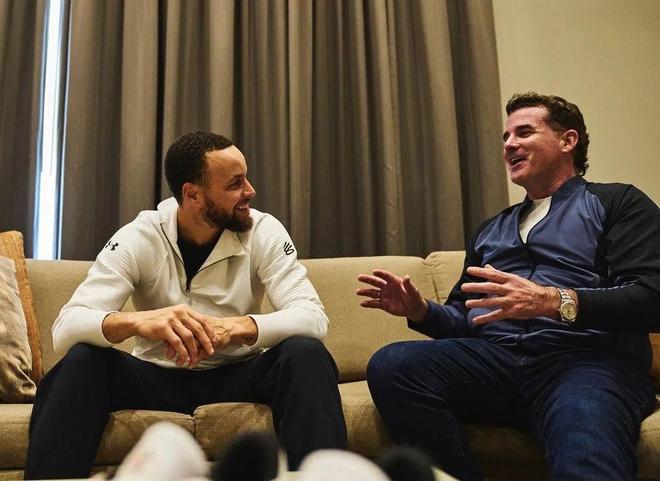 恰20：尼科-帕斯？他进步了很多很有前途，但我不关注对手（恰20：尼科-帕斯进步很快、潜力十足，但对手不是我的关注点）