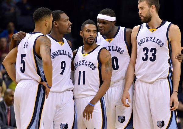 首尔主帅：赛前和林加德讨论过，让他更好地去领导球队（首尔主帅：赛前与林加德交流，期待他更好带队）