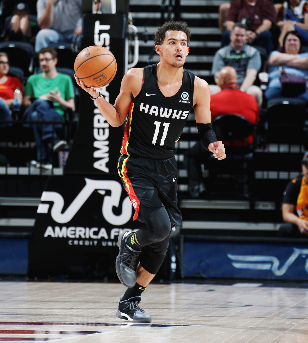 记者：申花本周二结束假期，重新集结备战今年的亚冠收官战（申花周二收假归队，重启集训冲刺本赛季亚冠收官战）